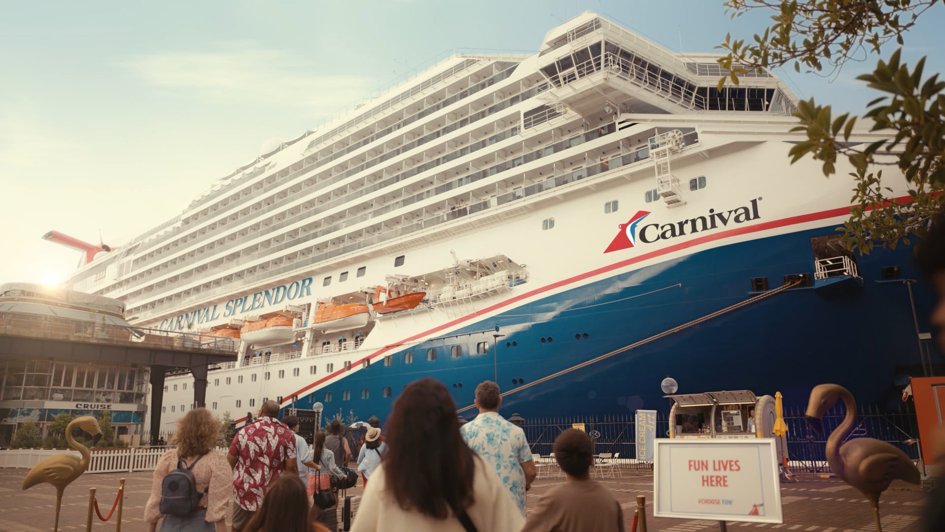 Carnival – No State Line On The Water